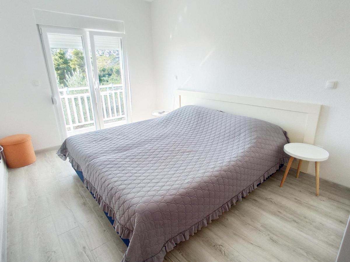 Casa Del Olivo Apartment Tucepi Bagian luar foto
